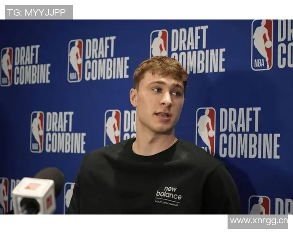 浓眉评价弗拉格首场比赛表现称紧张情绪正常相信他会克服困难 浓眉评价弗拉格首场比赛表现称紧张情绪正常相信他会克服困难