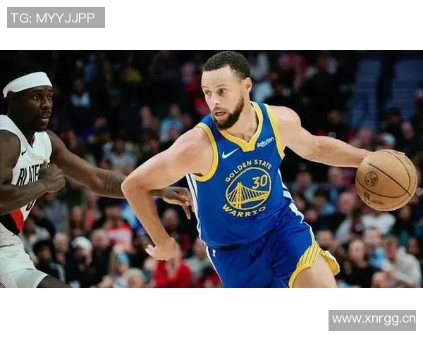 卡马拉全场追击库里展现攻守兼备实力贡献20分7板5前场板表现出色 卡马拉全场追击库里展现攻守兼备实力贡献20分7板5前场板表现出色