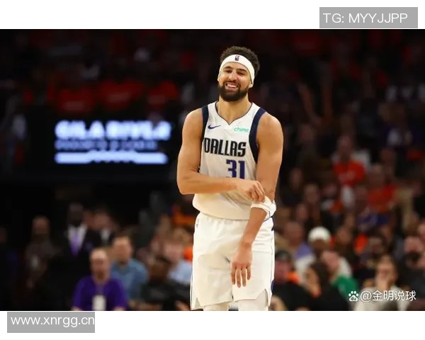 克莱三分球生涯达2800记成为历史第五位球员距离利拉德仅差五记