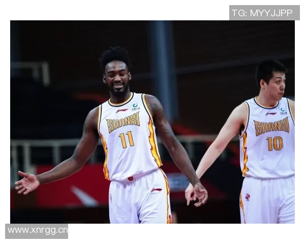 凯尔登全场表现出色13投8中贡献22分8板2助2断助力球队胜利