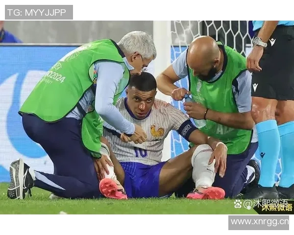 姆巴佩伤情加重带伤报到法国队黄潜之战脚踝扭伤影响状态